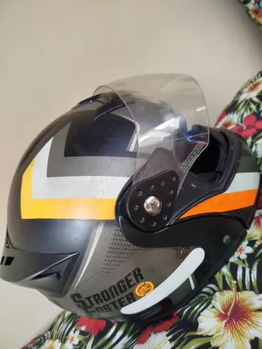 Capacete de moto