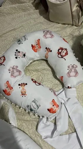 Vendo ninho e travesseiro de amamentação