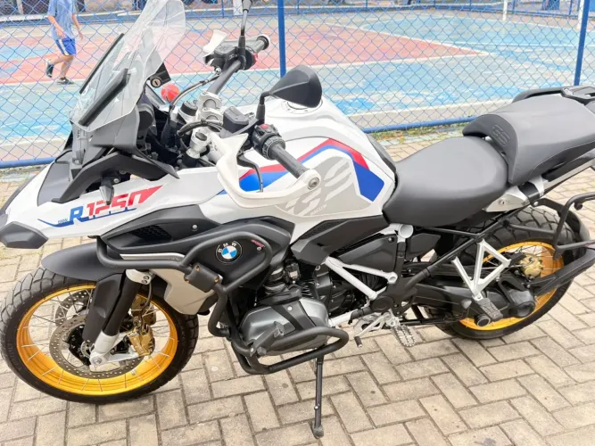 BMW R 1250 GS Premium Rallye 2022 - Apenas 3.000 km
