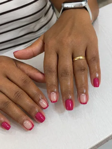 Nails designer