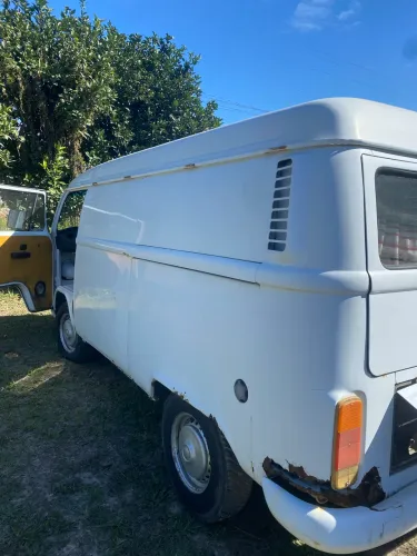 Volkswagen Kombi Furgão 1.4 MI Total Flex 8V 2012