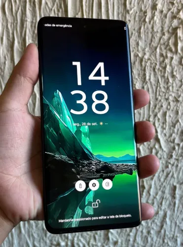 MOTO EDGE 40 NEO