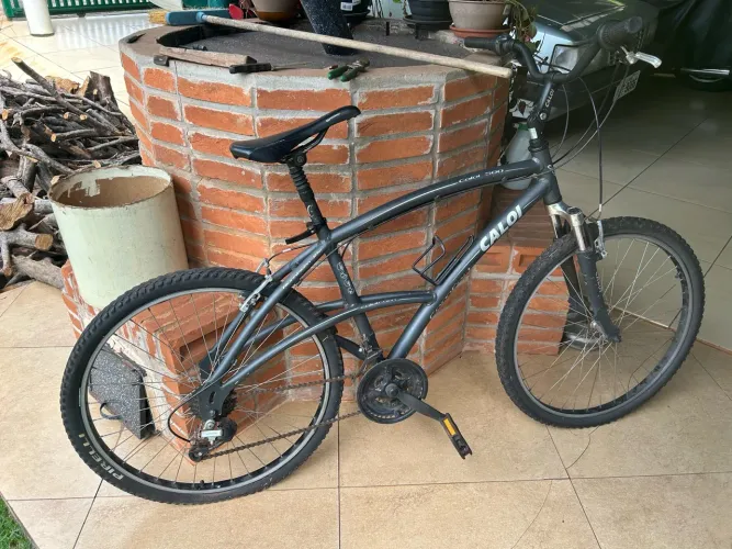 Bicicleta Caloi 500 Comfort Aro 26 Alumínio 21 Marchas Shimano