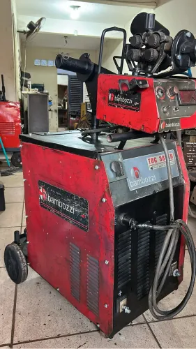 Máquina de solda lote em promoção Bambozzi Balmer ESAB