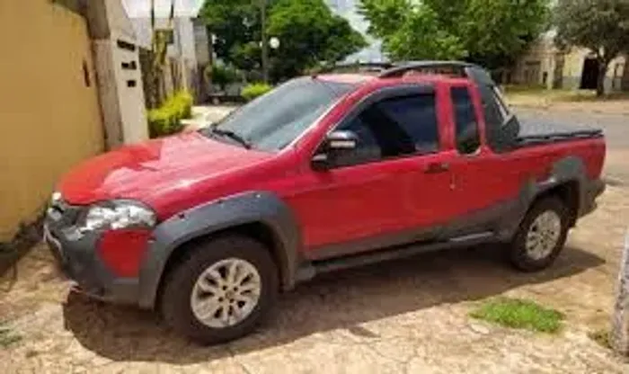 Fiat Strada Adventure 1.8/ 1.8 Locker Flex CE 2013