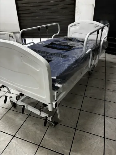 Aluguel cama hospitalar com colchão impermeável 2 manivelas