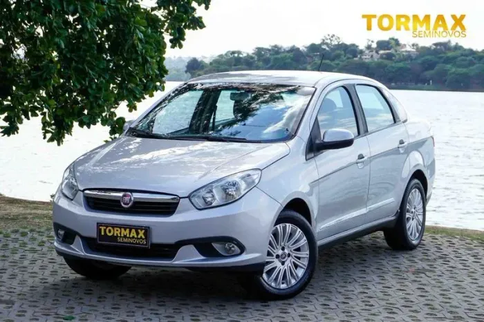 Fiat Grand Siena Essence 1.6 Flex 16V 2015
