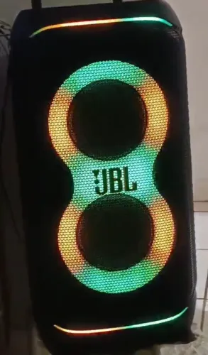Caixa de som JBL 320