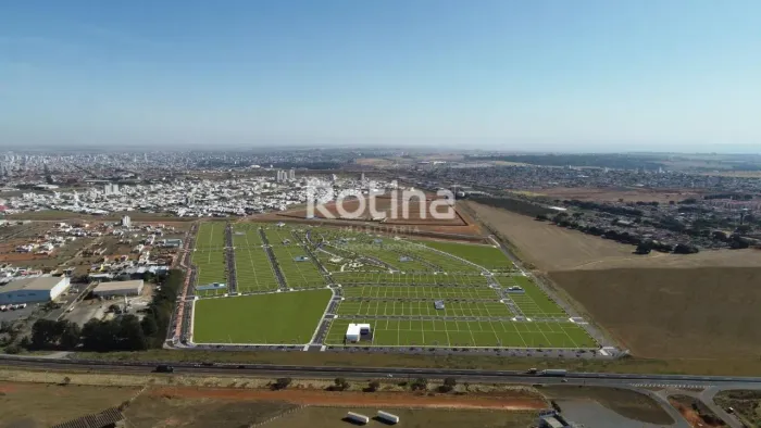 Terreno à venda, Novo Mundo - Uberlândia/MG - Rotina Imobiliária