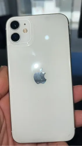 iPhone 11 todo original.