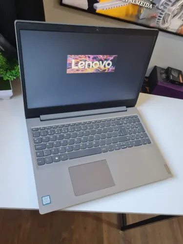 Notebook Lenovo Core i5 8ª Geração | 8GB RAM | SSD NVMe 128GB + HD 1TB
