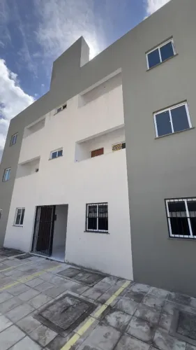 Apartamento com 2 dormitórios à venda, 50 m² por R$ 150.000 - Bairro dos Industrias - João