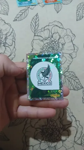Vende-se figurinha do brasão do México