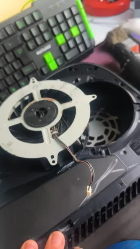 Manutenção preventiva em ps5 - limpeza e troca de metal líquido - aceito cartão