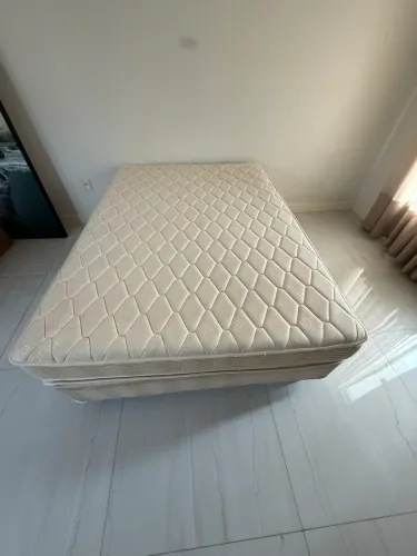 Cama box