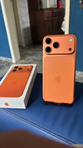 ? iPhone 17 Pro Max - 256GB - Laranja