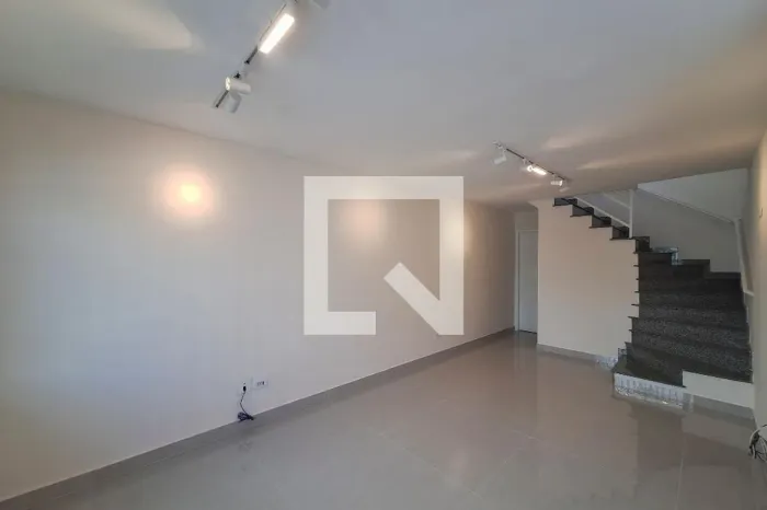 Casa à Venda - Água Fria, 3 Quartos, 136 m2