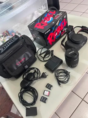 Canon EOS Rebel T6i + Kit Completo | Excelente Estado