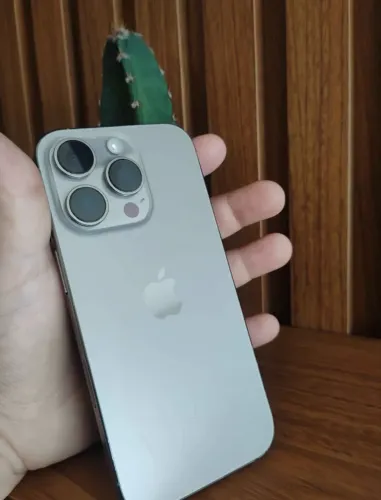 IPHONE 16 PRO 256gb IMPECÁVEL