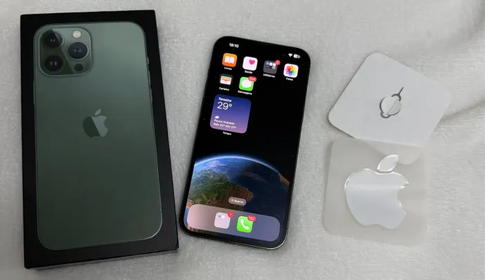 iPhone 13 Pro Max novinho com NF, caixa e cabo original