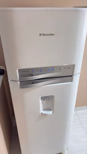 GELADEIRA ELETROLUX frost Free dfw 50