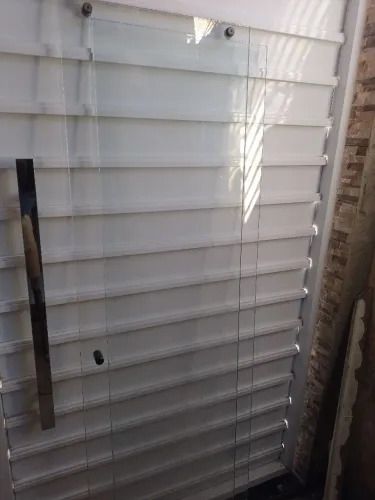4 folhas de vidros de box transparente