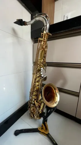 Saxofone Tenor Júpiter 587 Original Regulado