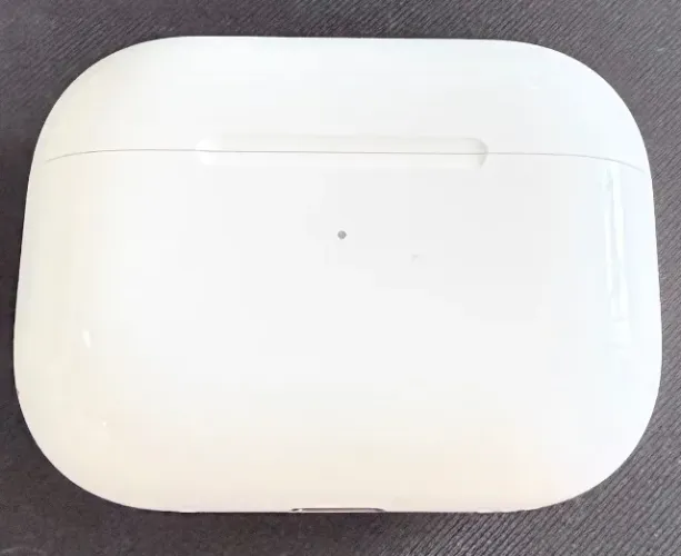 Vendo AirPods Pro 2 original Apple (modelo Lightning), apenas do lado esquerdo + case + ca