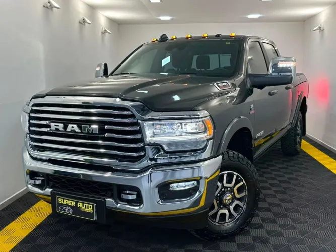 Ram 3500 Limited Longhorn 6.7 TB CD Diesel 2024