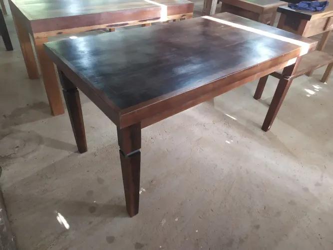 Mesa de madeira