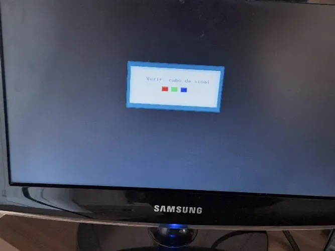 Monitor Samsung SyncMaster 633NW | 15,6 Pol