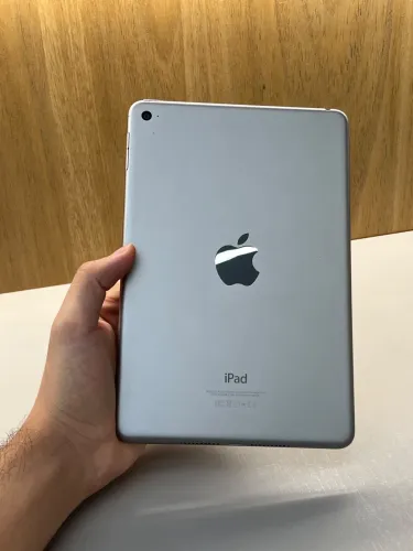 iPad Mini 4 128GB + Capa + Cabo