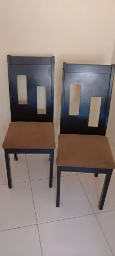 Mesa com cadeiras