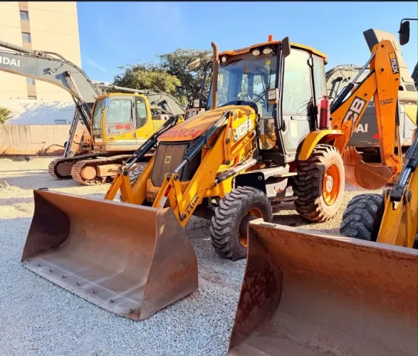 JCB novíssima 2017