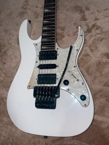 Guitarra Ibanez Série RG350Dx