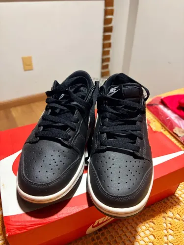 Nike dunk low retro - preto tamanho 37