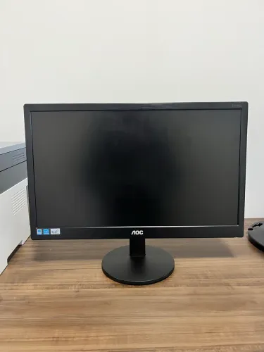 Vendo monitores e teclados