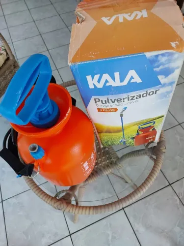 PULVERIZADOR 03 LITROS