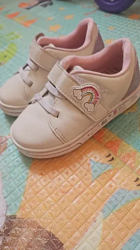 Tenis infantil