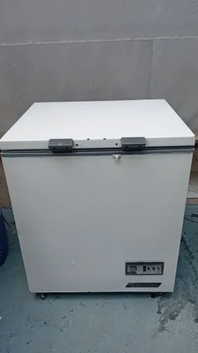 Freezer metal frio com defeito 