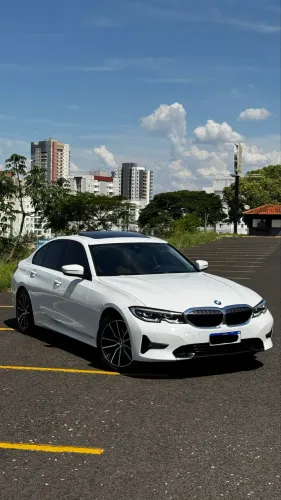 BMW 320I A Modern/sport TB 2.0/a.flex 16V 4P 2022