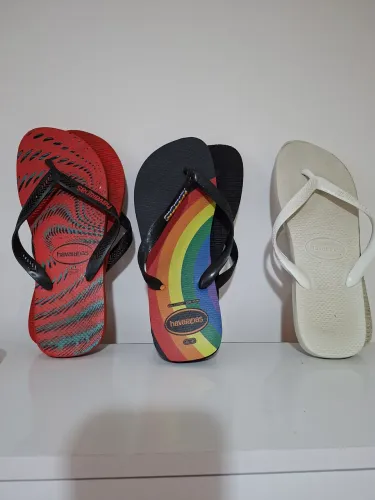 VENDO HAVAIANAS LEGITIMAS NUMERO 42