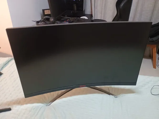 Monitor AGON 