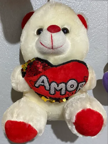 Pelúcia Ursinho Amor