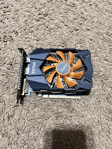 Placa de Vídeo GTX 750 1GB