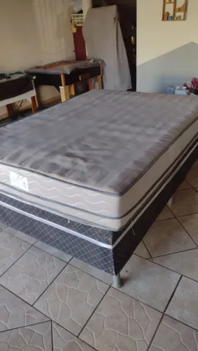 Cama box de casal 