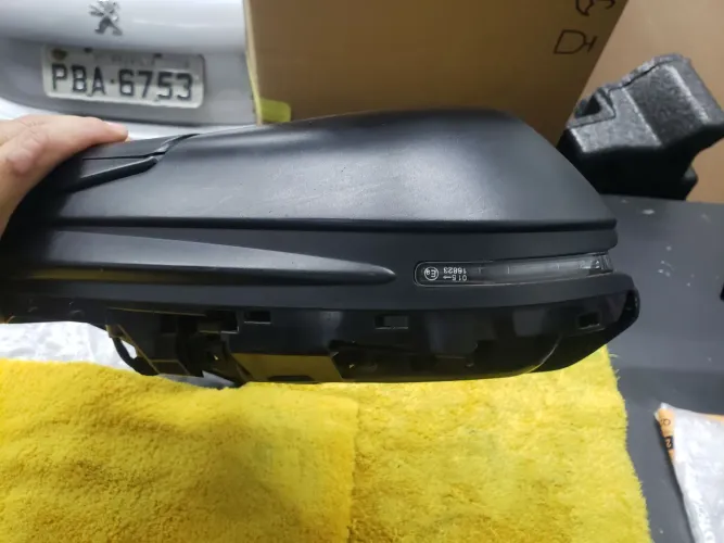 Retrovisor do Civic G10 7 fios, pisca, lado direito, sem capa, barato pra vender rápido 