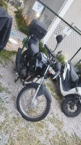 Vendo factor Yamaha em ótimo estado 