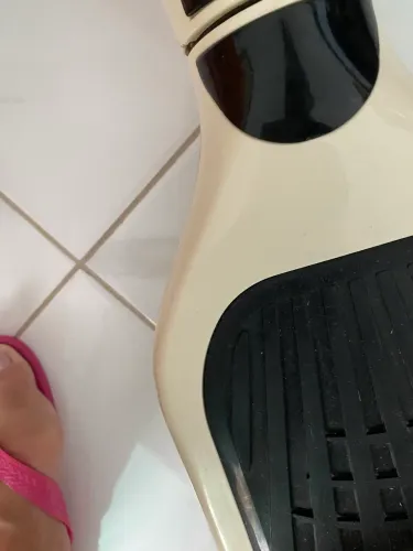 Hoverboard 700w-36V, em bom estado de conservação, obs: BATERIA Não carrega!