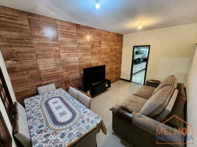 Casa Geminada à Venda em Santa Amélia, Belo Horizonte - MG